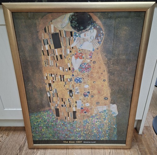 Gustav klimt the kiss - gustav,